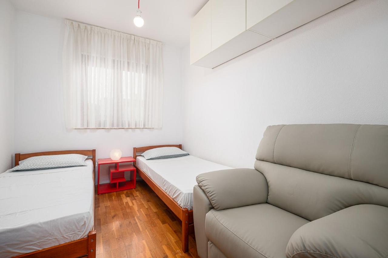 Sea View Apartment - Roberto 波雷奇 外观 照片
