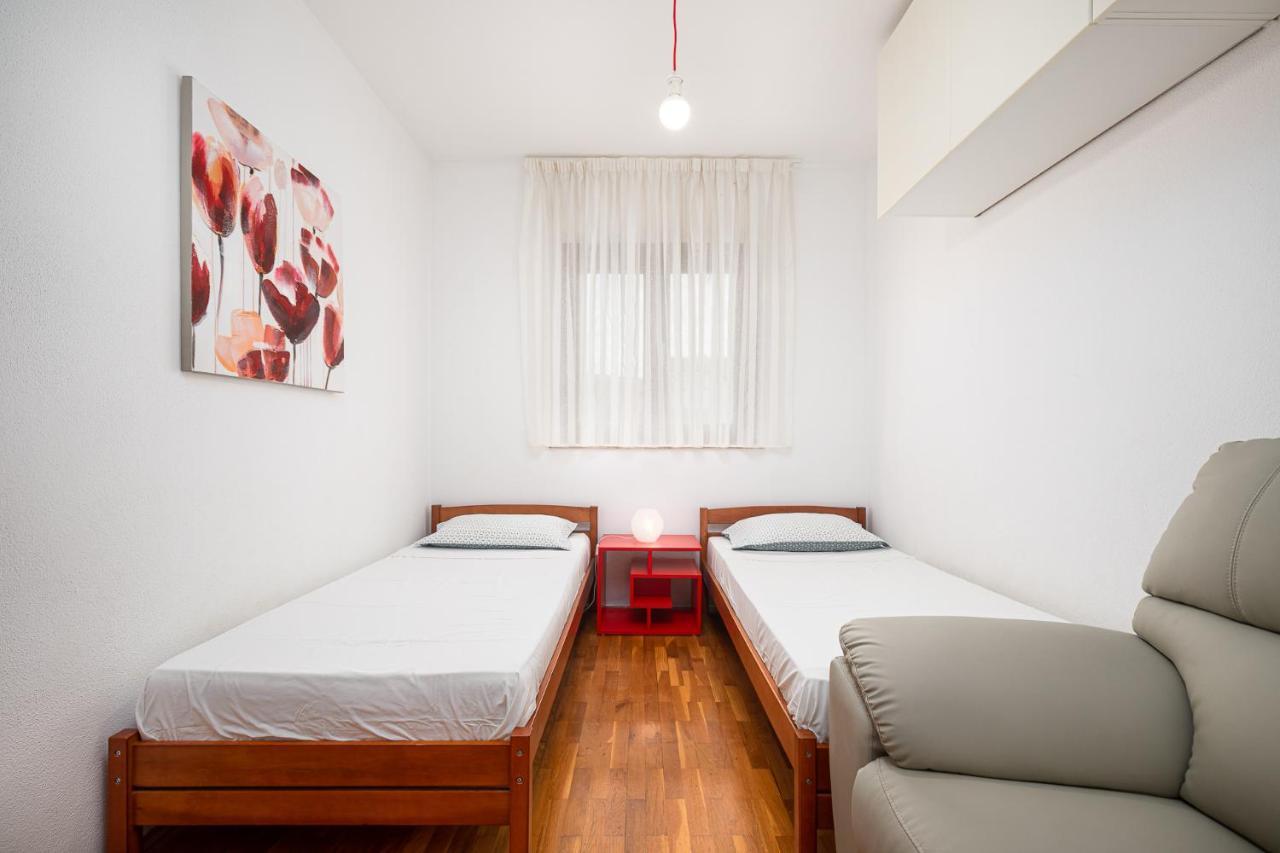 Sea View Apartment - Roberto 波雷奇 外观 照片