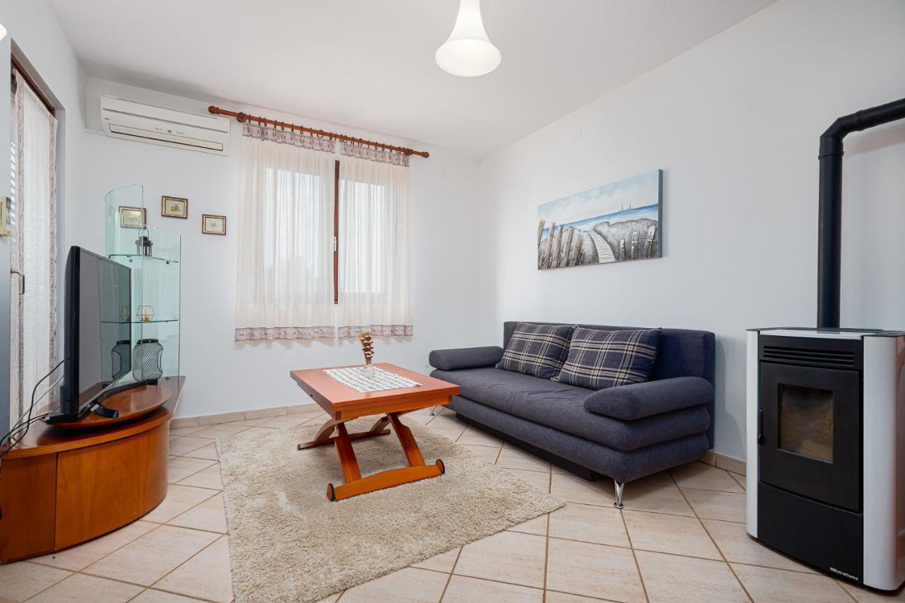 Sea View Apartment - Roberto 波雷奇 外观 照片